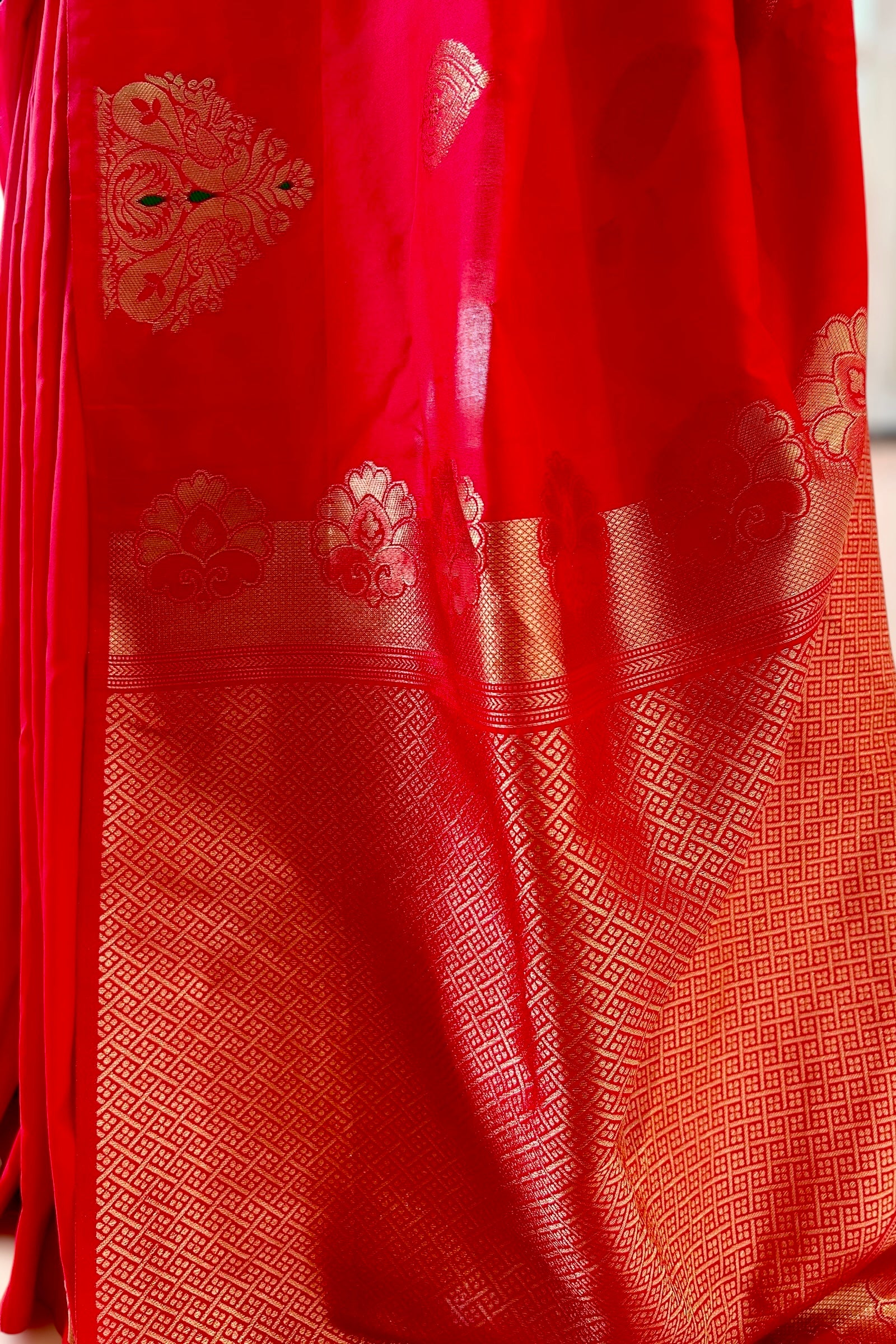 Red zari soft silk saree
