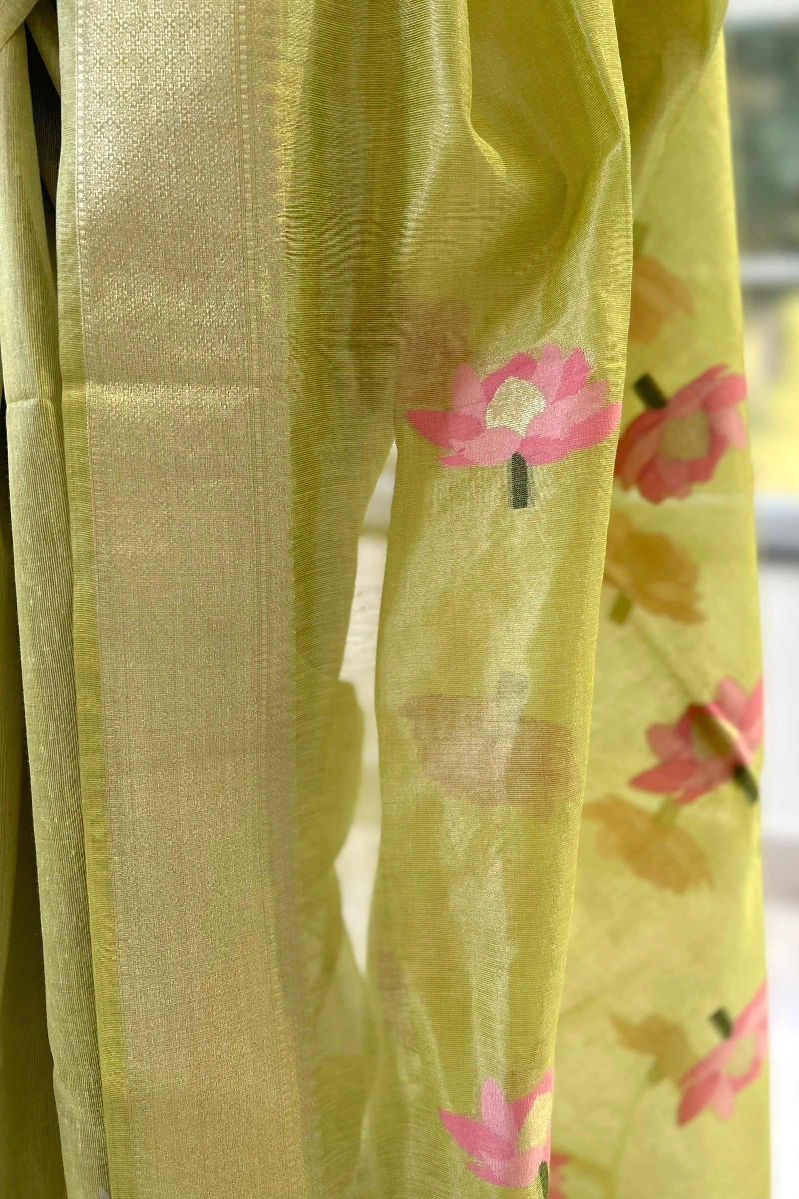 Lotus handloom saree - Lime green