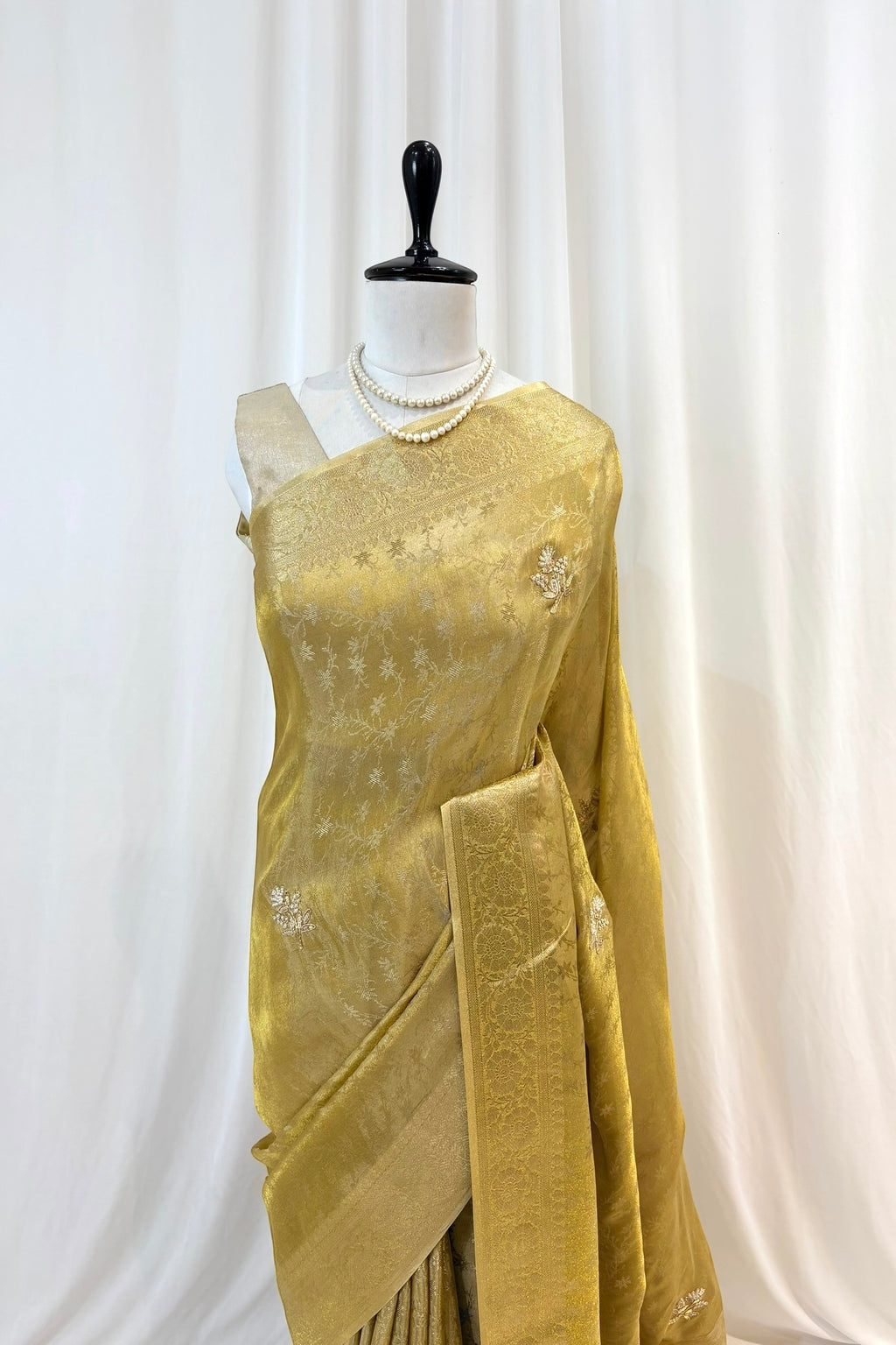 Soft tissue saree - Golden