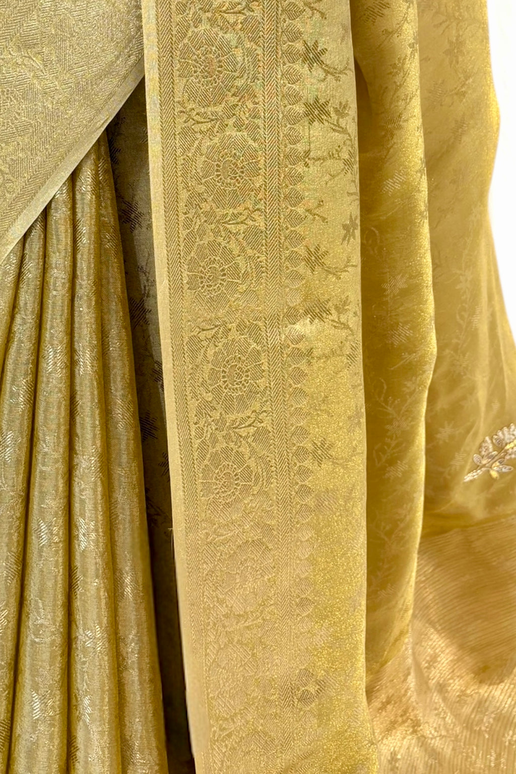 Soft tissue saree - Golden