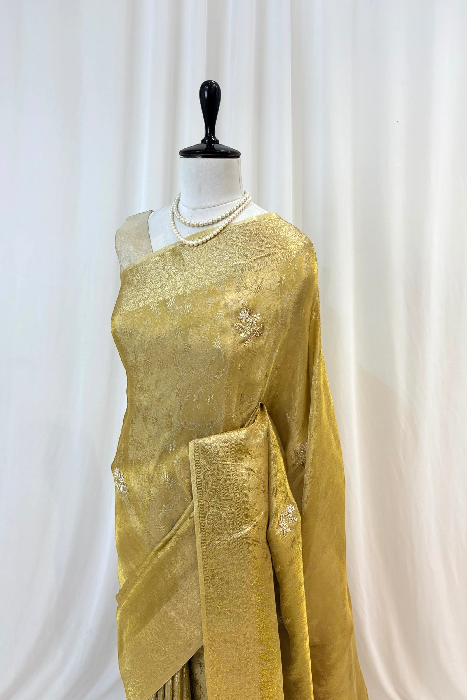 Soft tissue saree - Golden