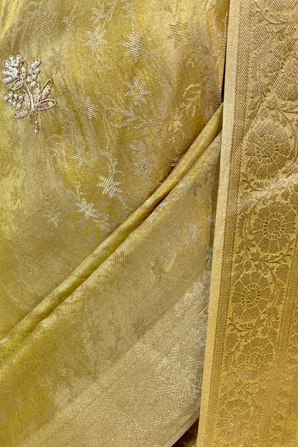 Soft tissue saree - Golden