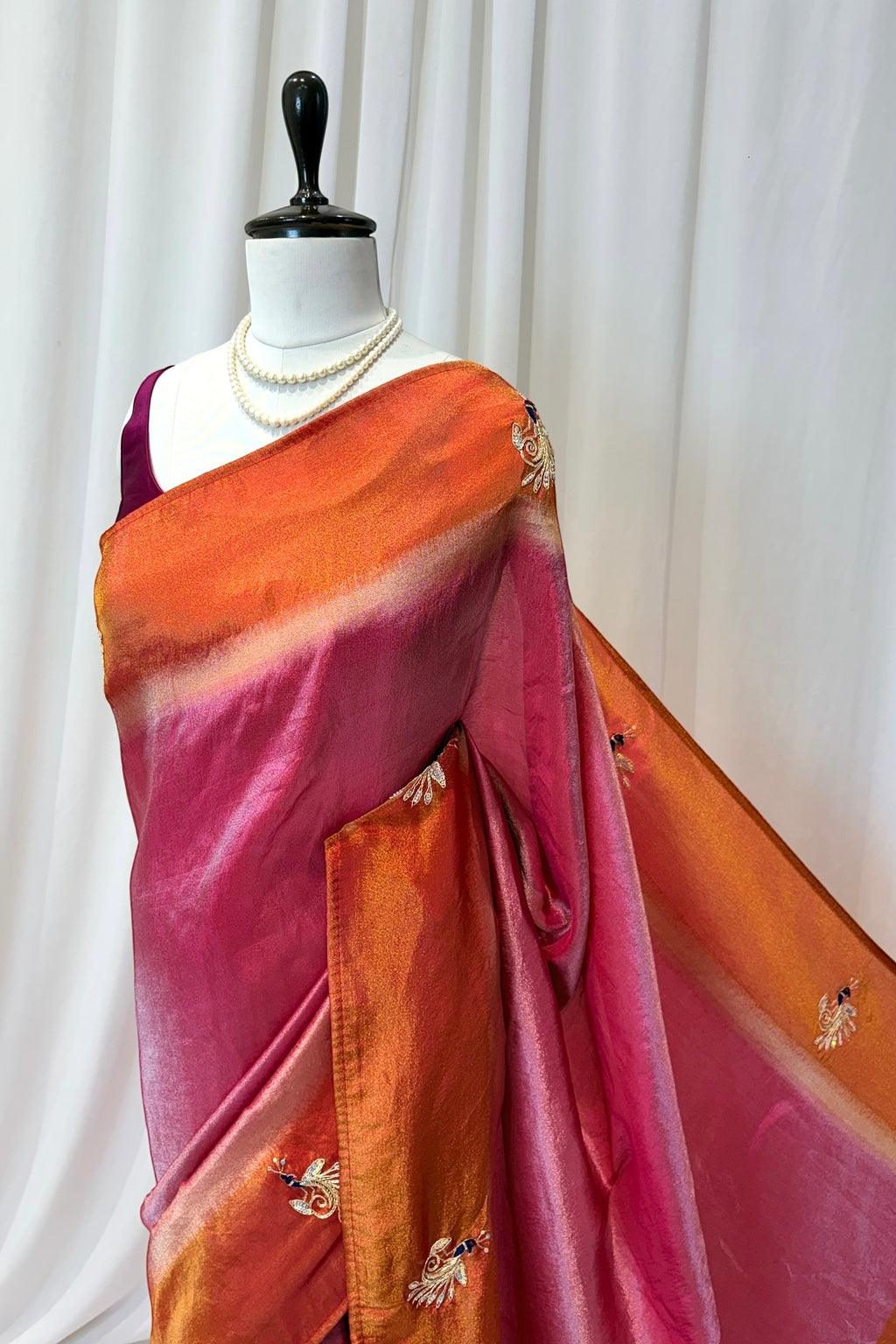 Soft tissue embellished saree - Pink