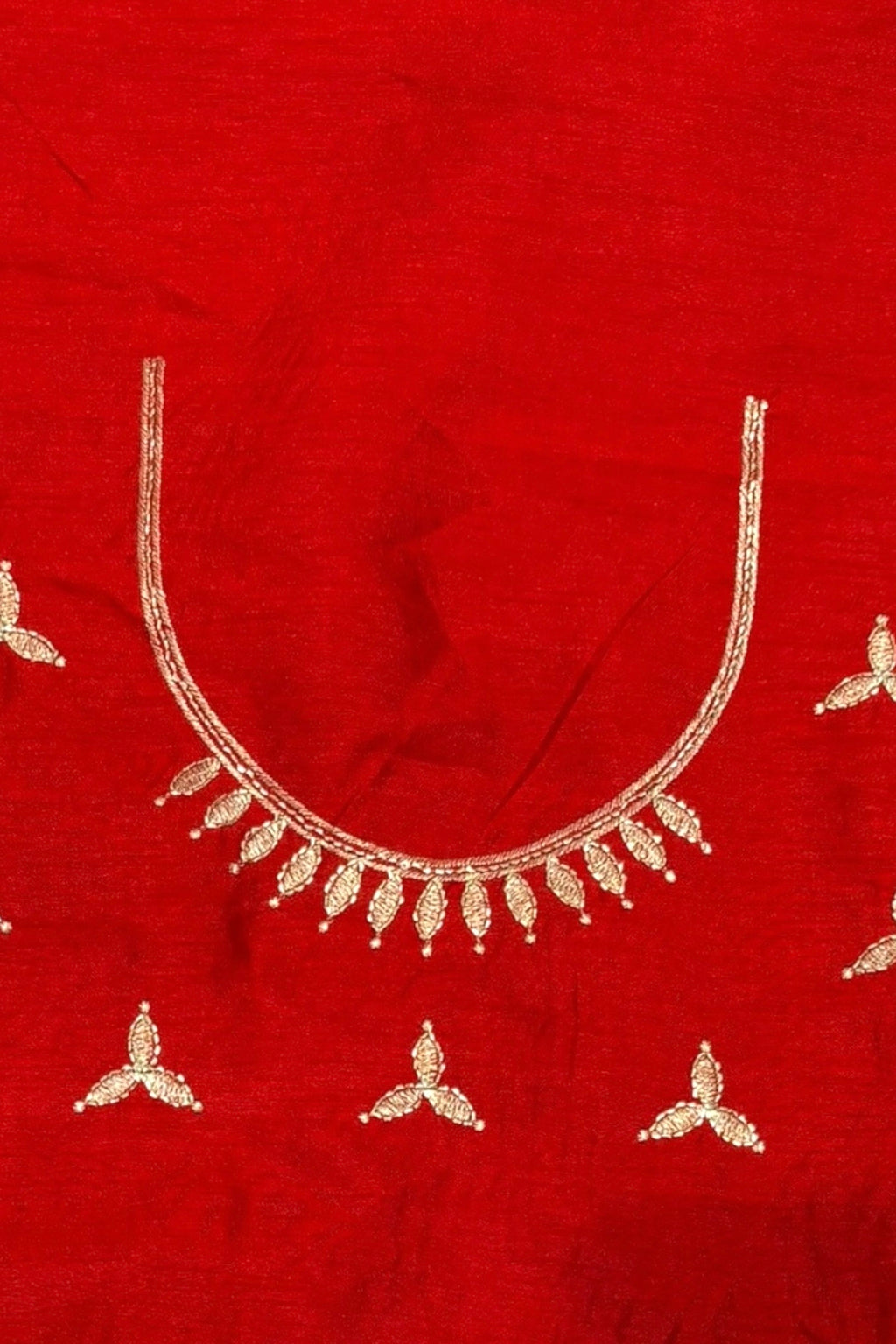 Red georgette zari embellished saree