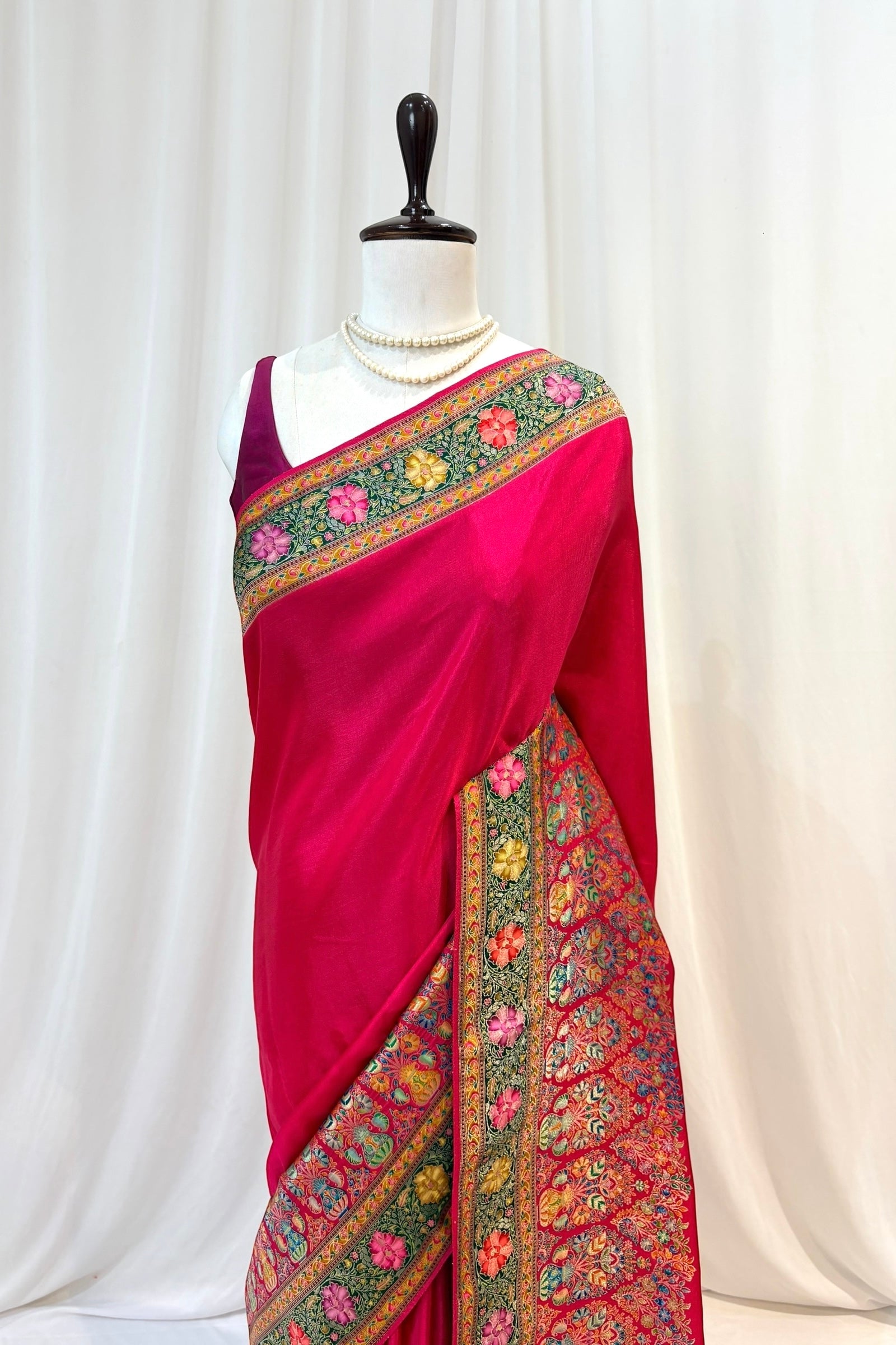 Position print soft silk saree - Pink