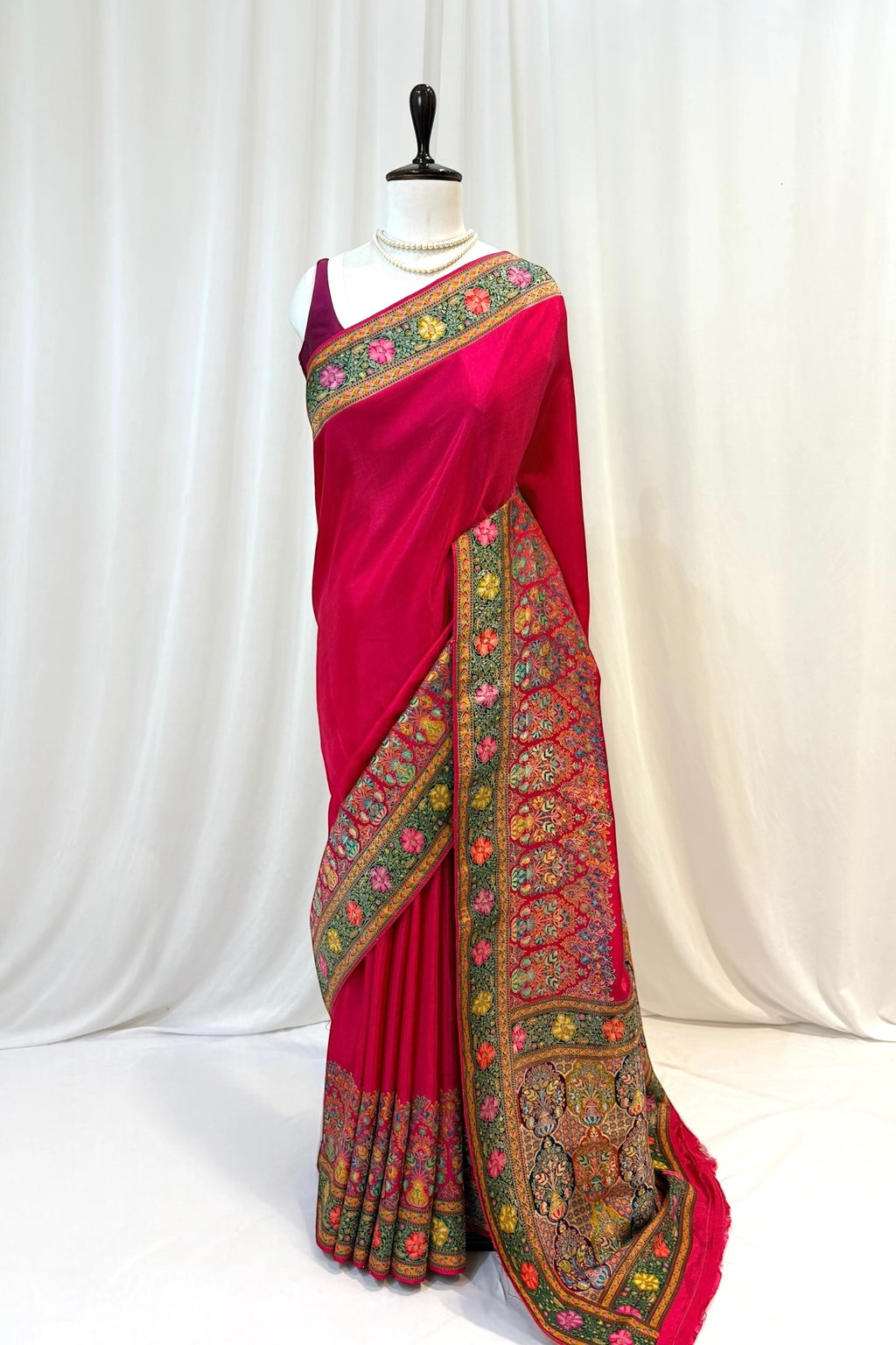 Position print soft silk saree - Pink