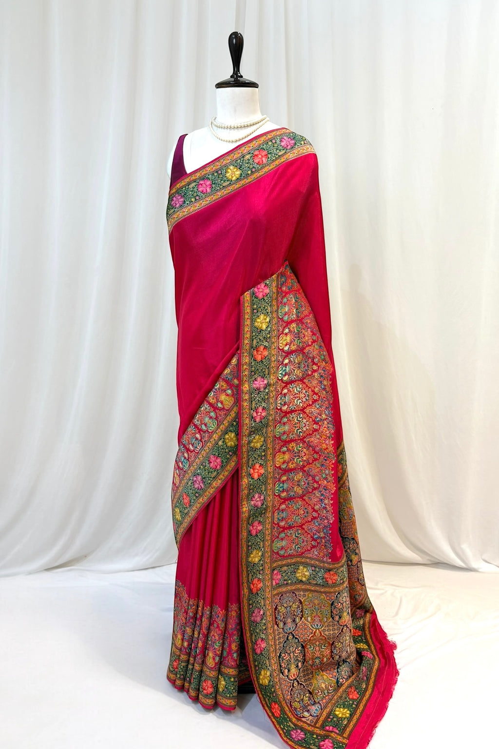 Position print soft silk saree - Pink