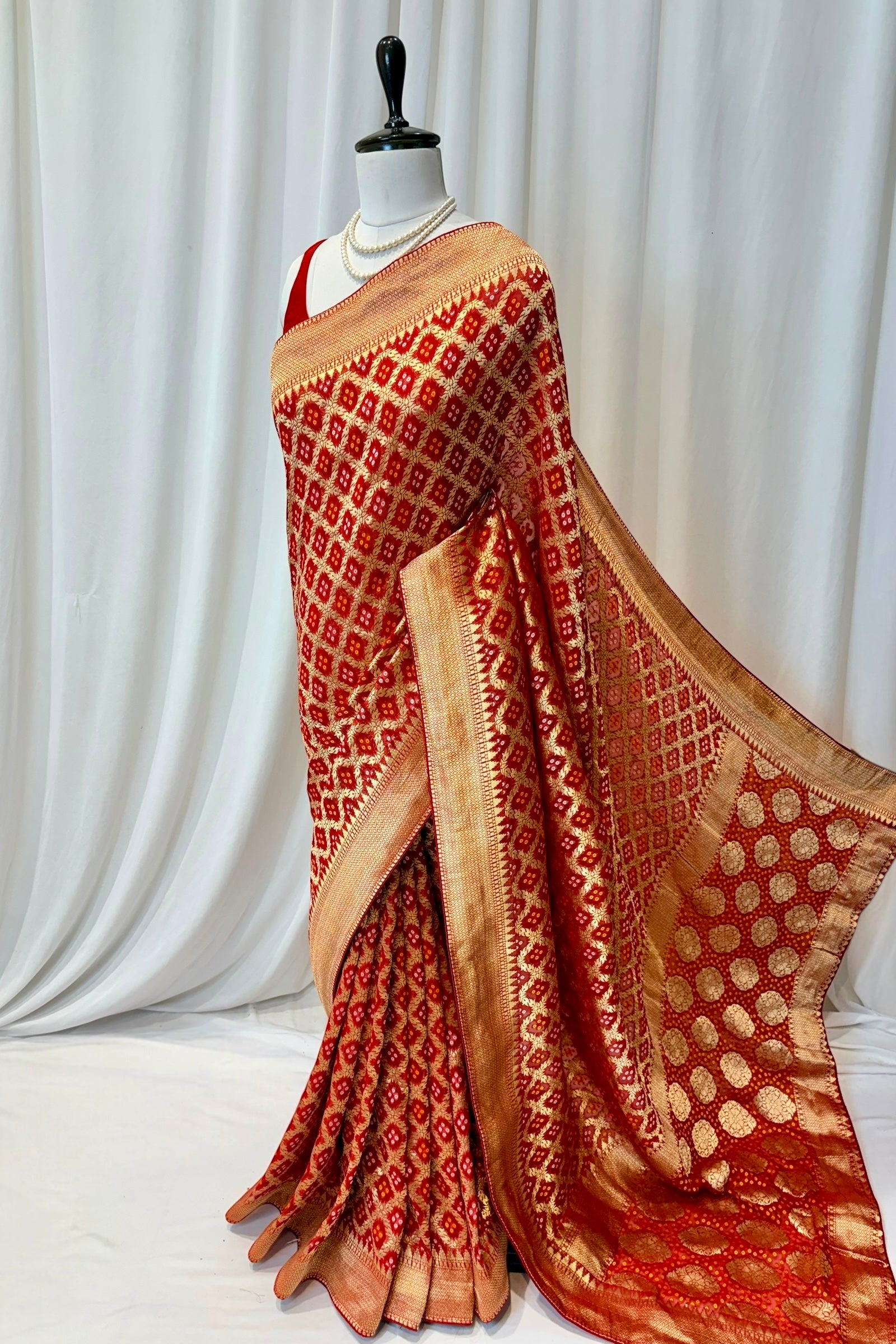 Red georgette zari bandhej saree