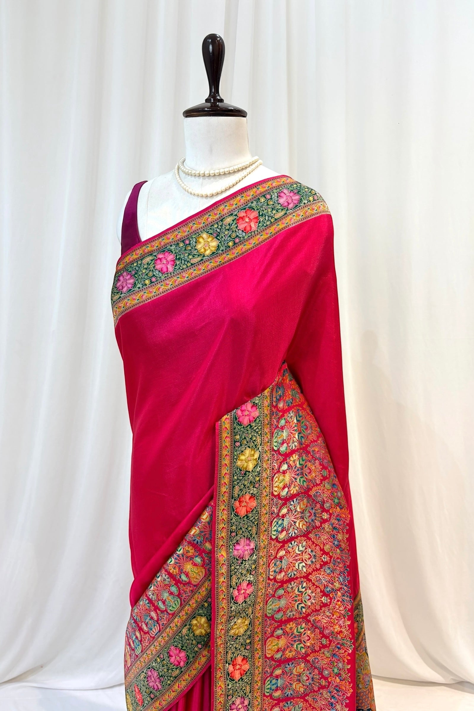 Position print soft silk saree - Pink