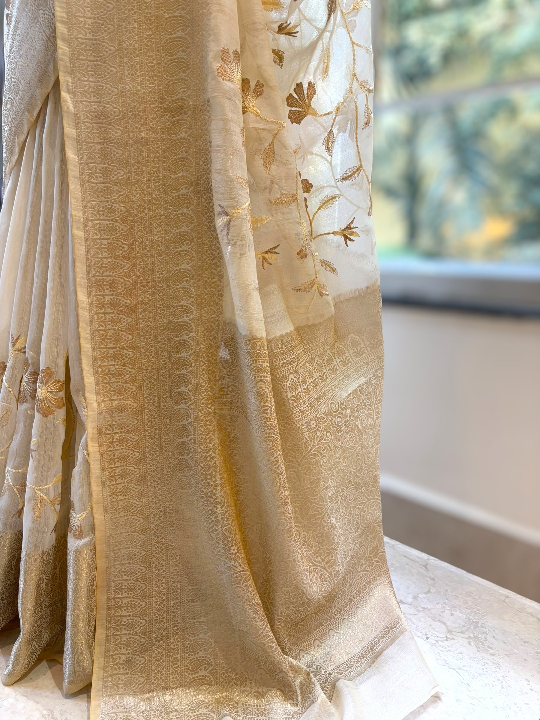 Floral embroidered threadwork saree - Golden