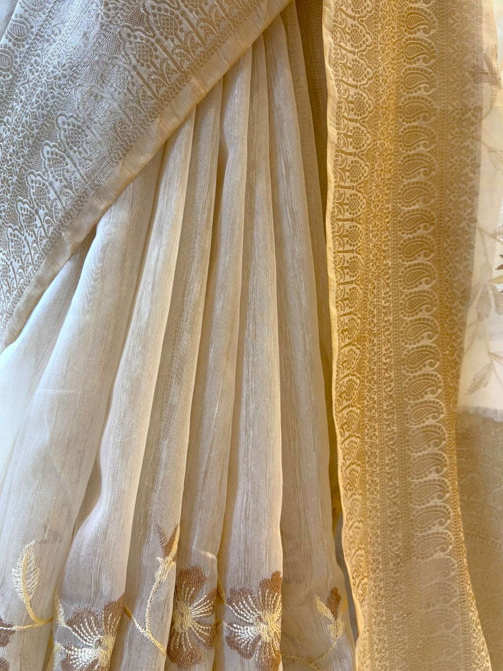 Floral embroidered threadwork saree - Golden