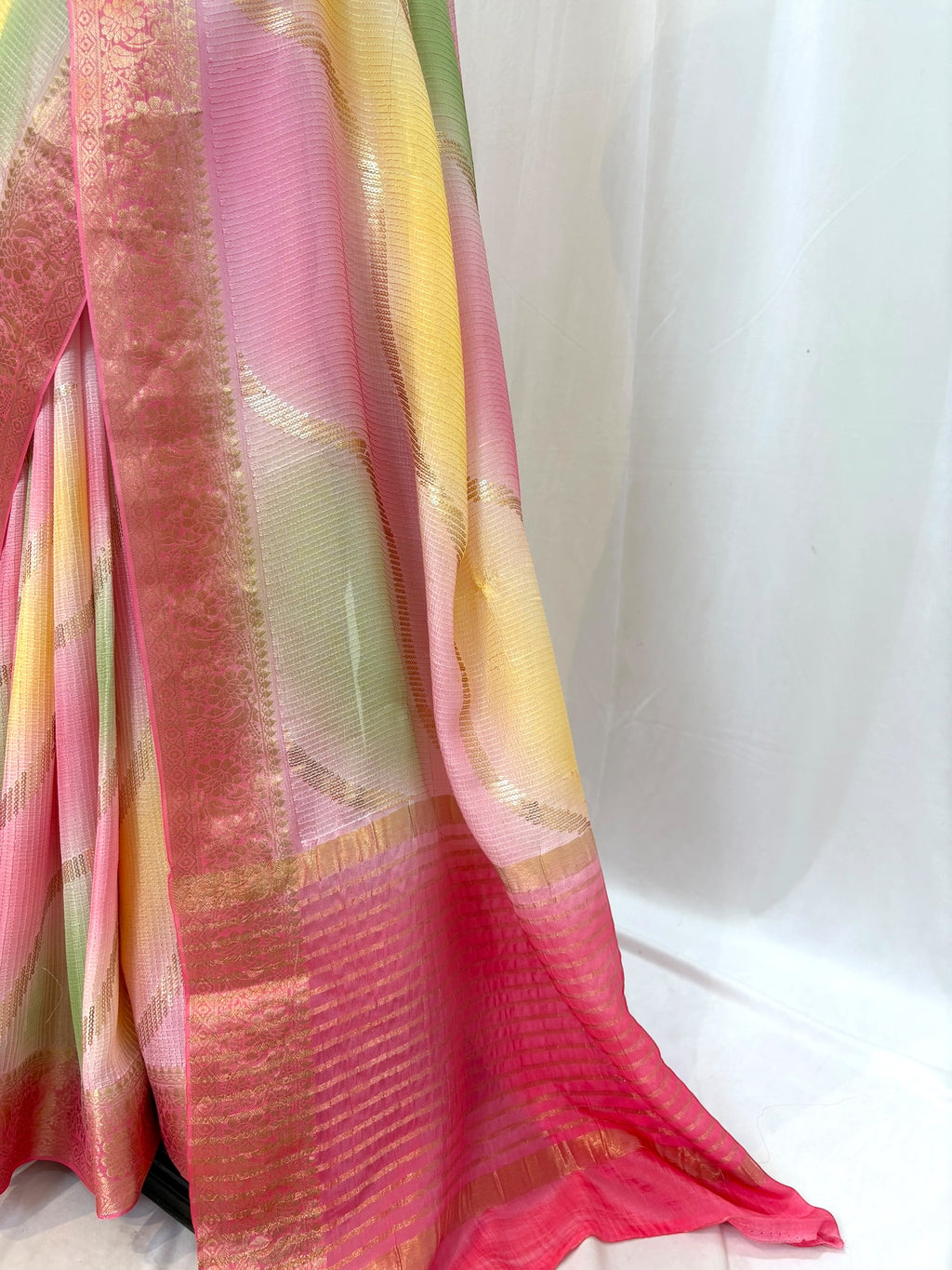 Multicolour Chiffon Threadwork Saree - Pink