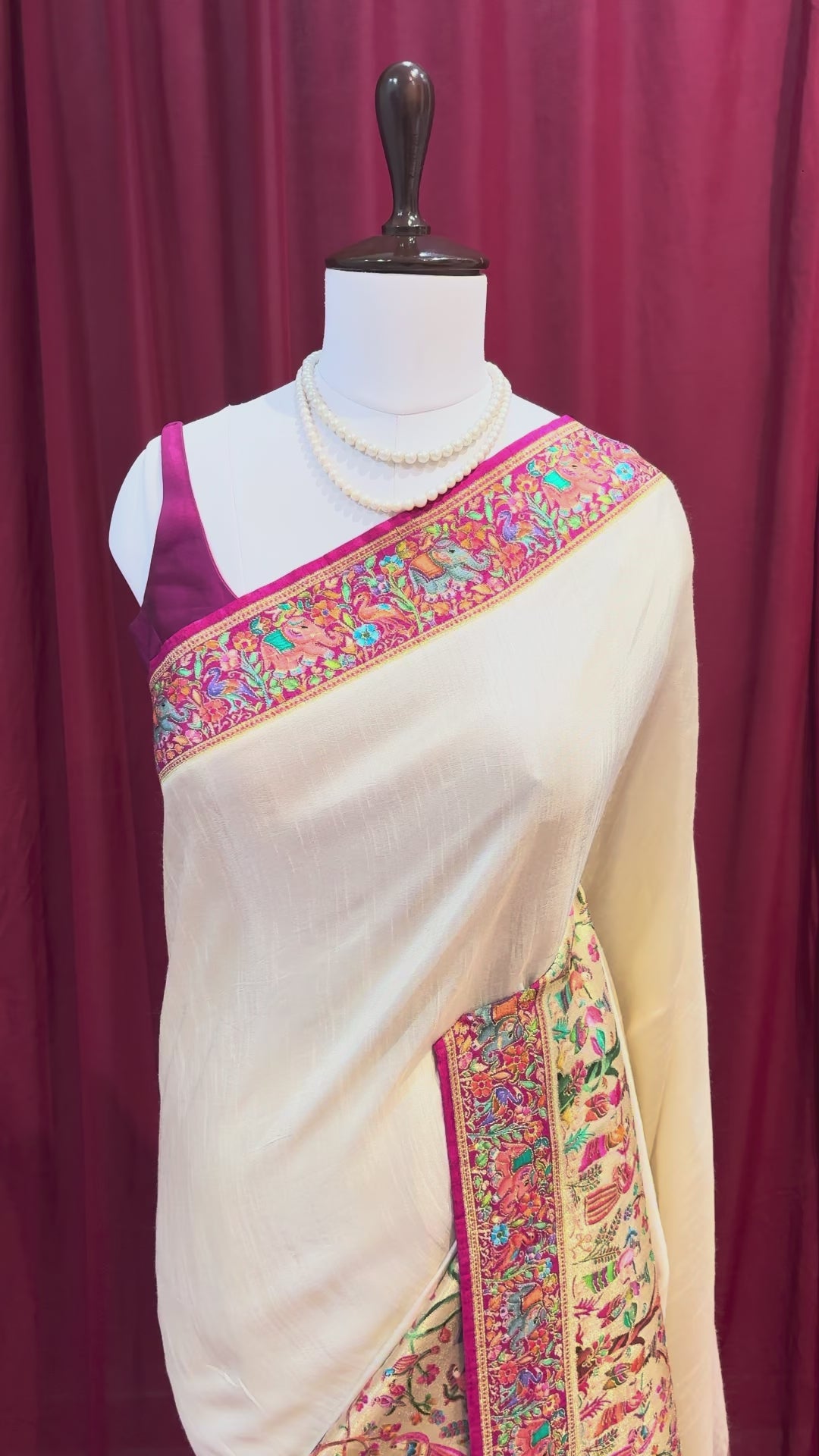 Position print soft silk saree - Off white