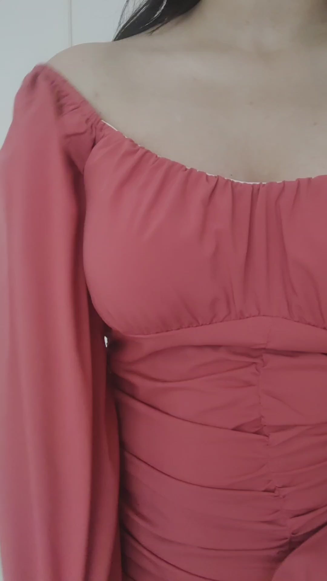 Long sleeves ruffles dress